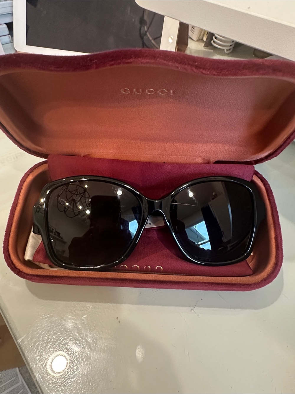 Gucci Black Oversized Women's Sunglasses